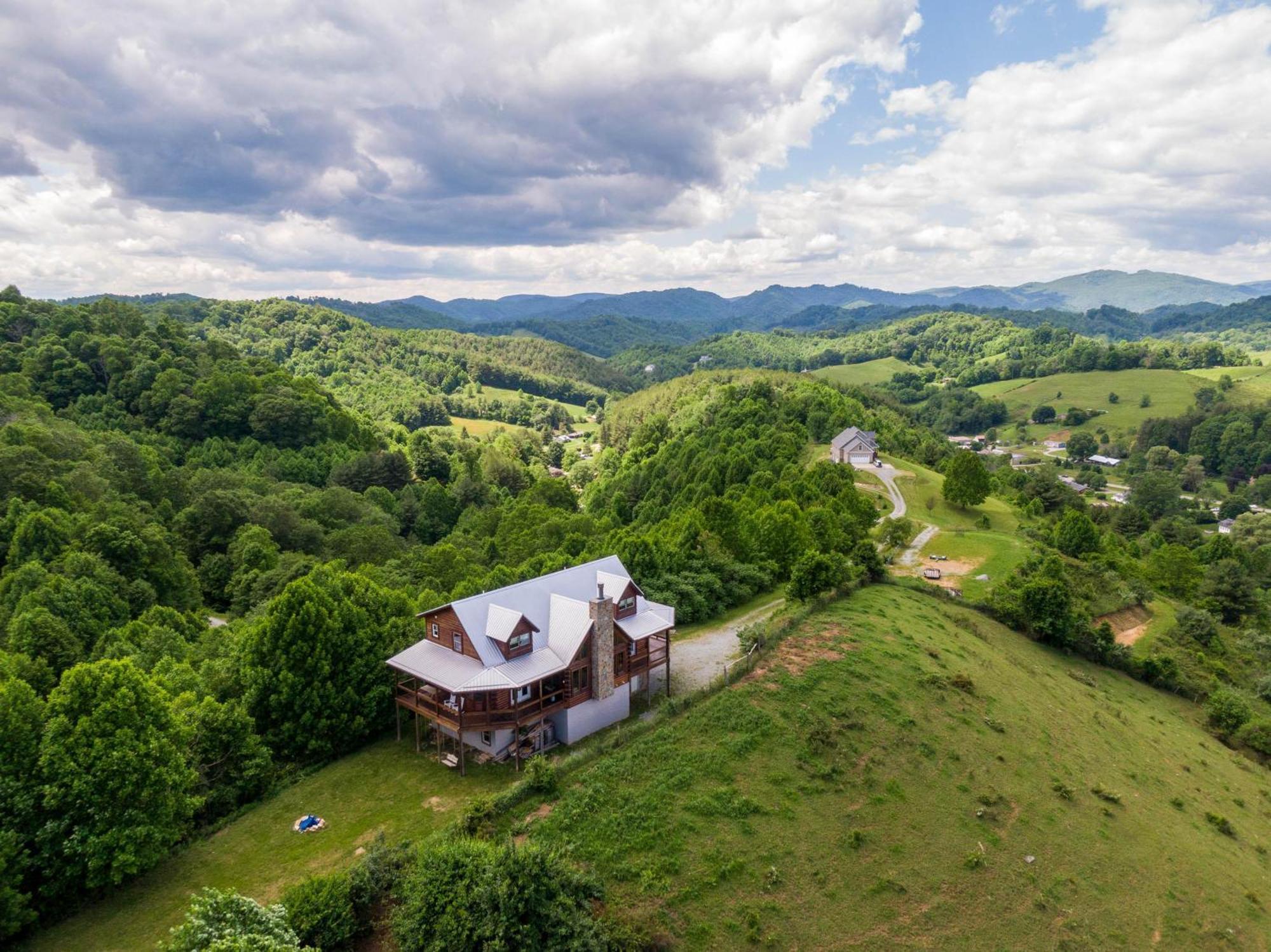 Vila Mountain Range Retreat Vilas Exteriér fotografie