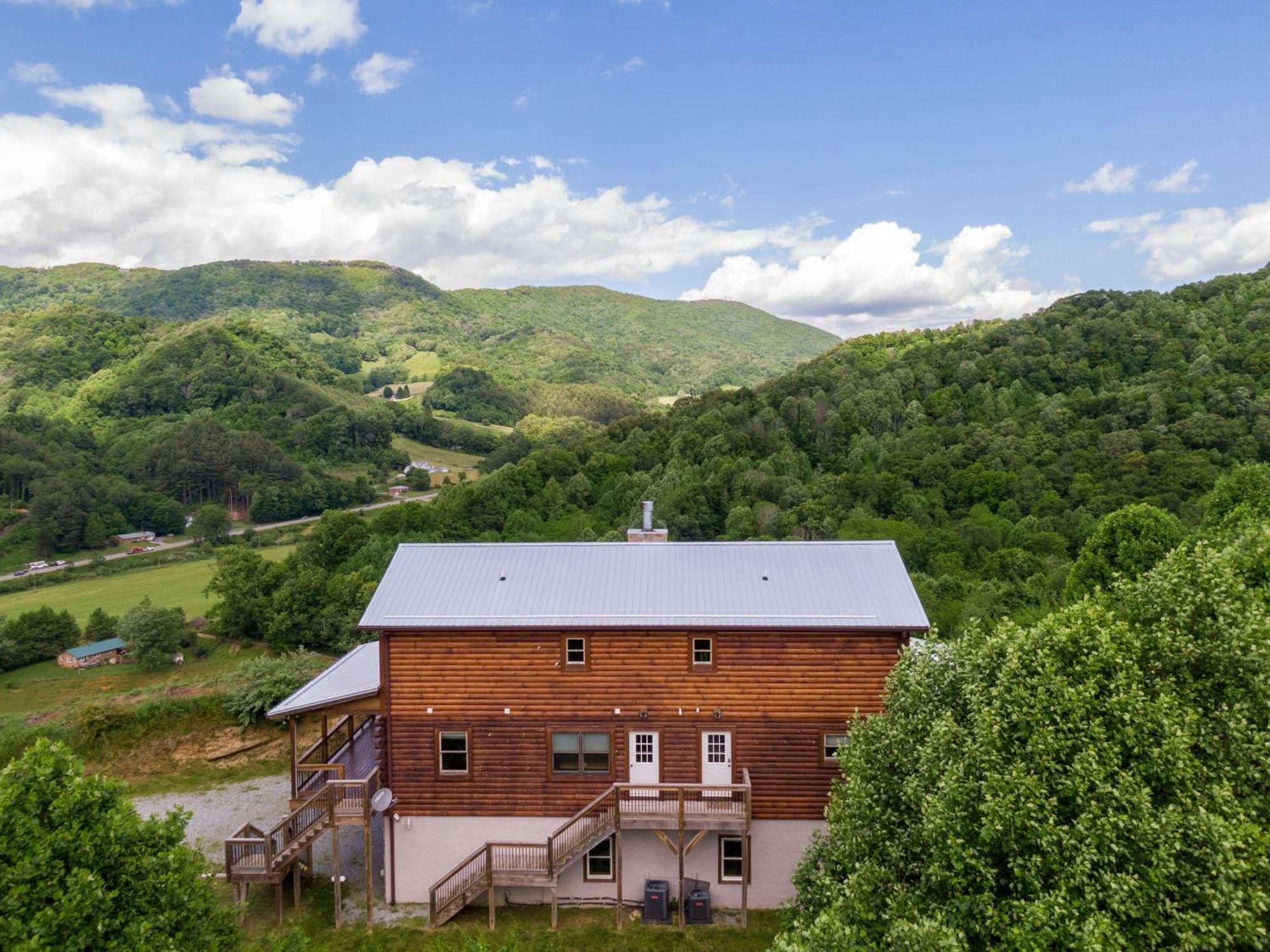 Vila Mountain Range Retreat Vilas Exteriér fotografie